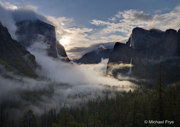 Misty sunrise from Tunnel View, 6/6