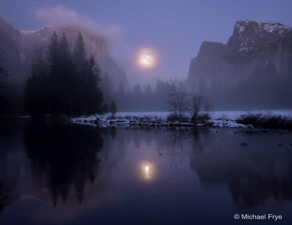 0209-405 Rising Moon, Gates of the Valley