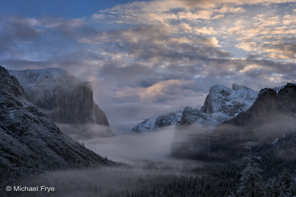 0210-484 Sunrise from Tunnel View, Sunday morning