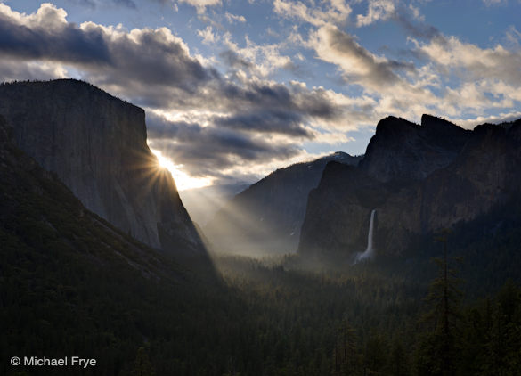 Sunbeams From Tunnel View, Spring, Yosemite National Park, California