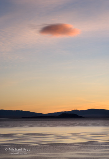 Lone cloud at sunrise, Mono Lake, CA, USA