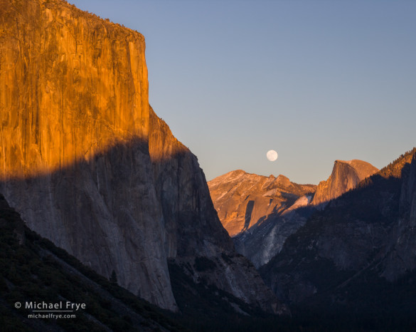 Moonrise from Tunnel View, Yosemite NP, CA, USA