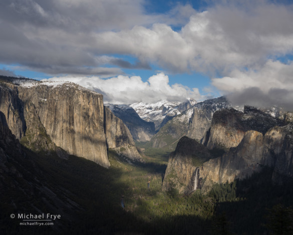 Yosemite Valley from near Old Inspiration Point, Yosemite NP, CA, USA