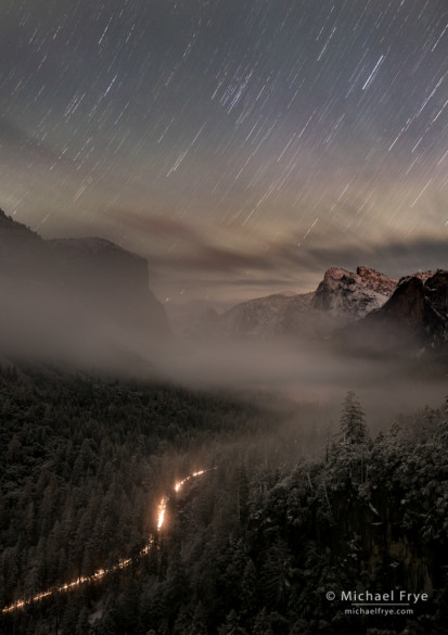 Star trails over Yosemite Valley from Tunnel View, Yosemite NP, CA, USA