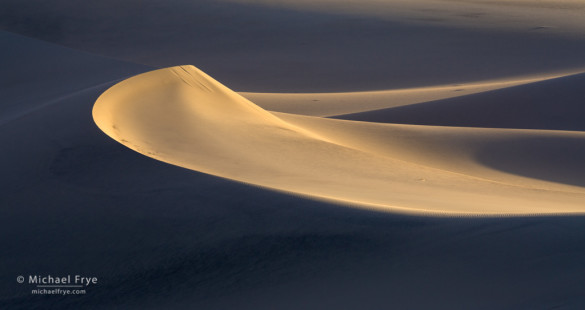 Sand dune at sunrise, Mesquite Flat dunes, Death Valley NP, CA, USA
