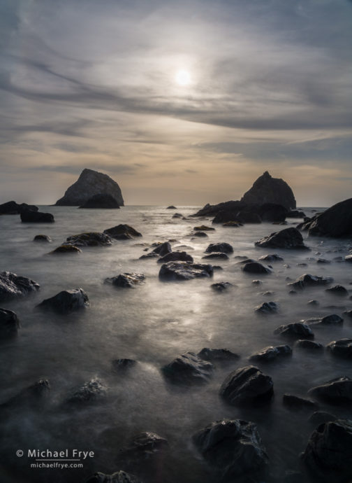 Late-afternoon sunlight over the Pacific Ocean, Redwood NP, CA, USA