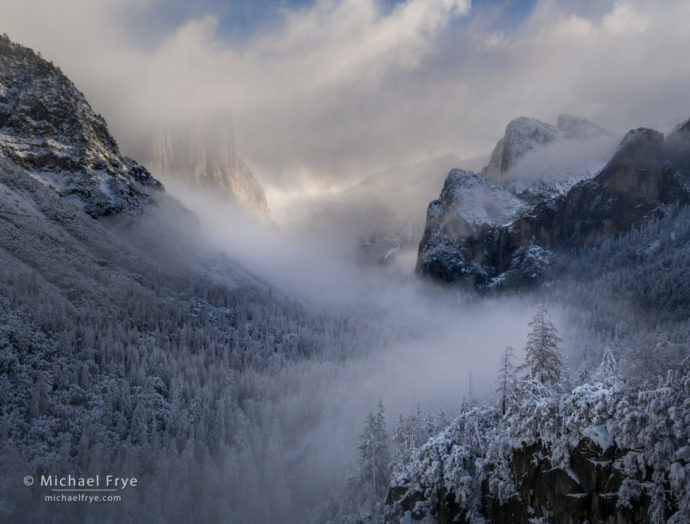 Clearing snowstorm from Tunnel View, Yosemite NP, CA, USA