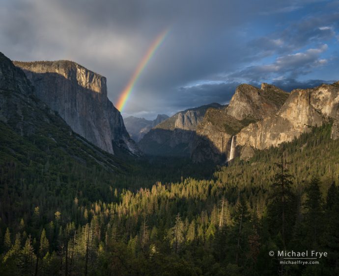 Rainbow over Yosemite Valley from Tunnel View, Yosemite NP, CA, USA