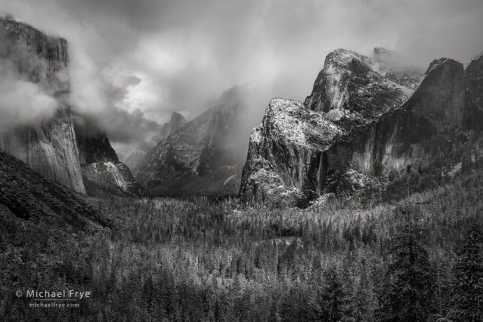 Clearing snow squall from Tunnel View, Yosemite NP, CA, USA