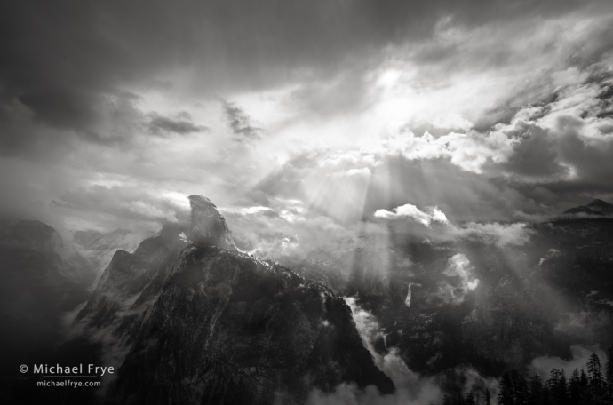 Sunbeams, Half Dome, and Nevada Fall from Glacier Point, Yosemite NP, CA, USA