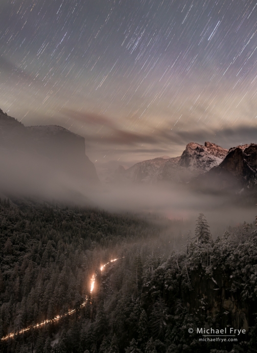 Star trails over Yosemite Valley from Tunnel View, Yosemite NP, CA, USA